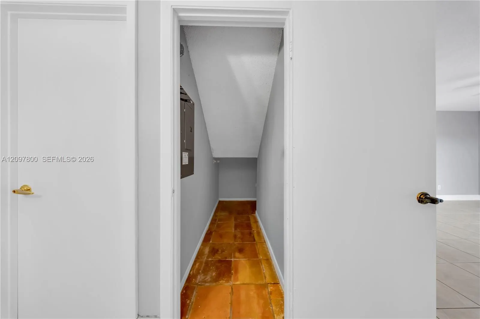 11915 SW 13th Court #11915