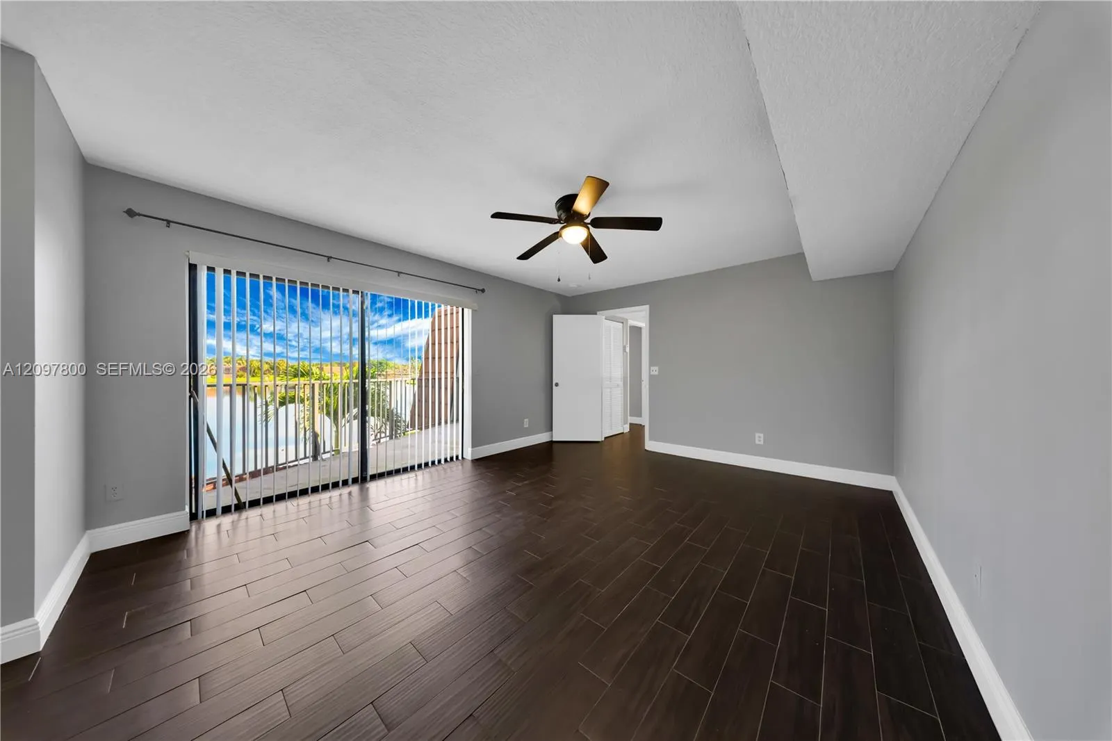 11915 SW 13th Court #11915