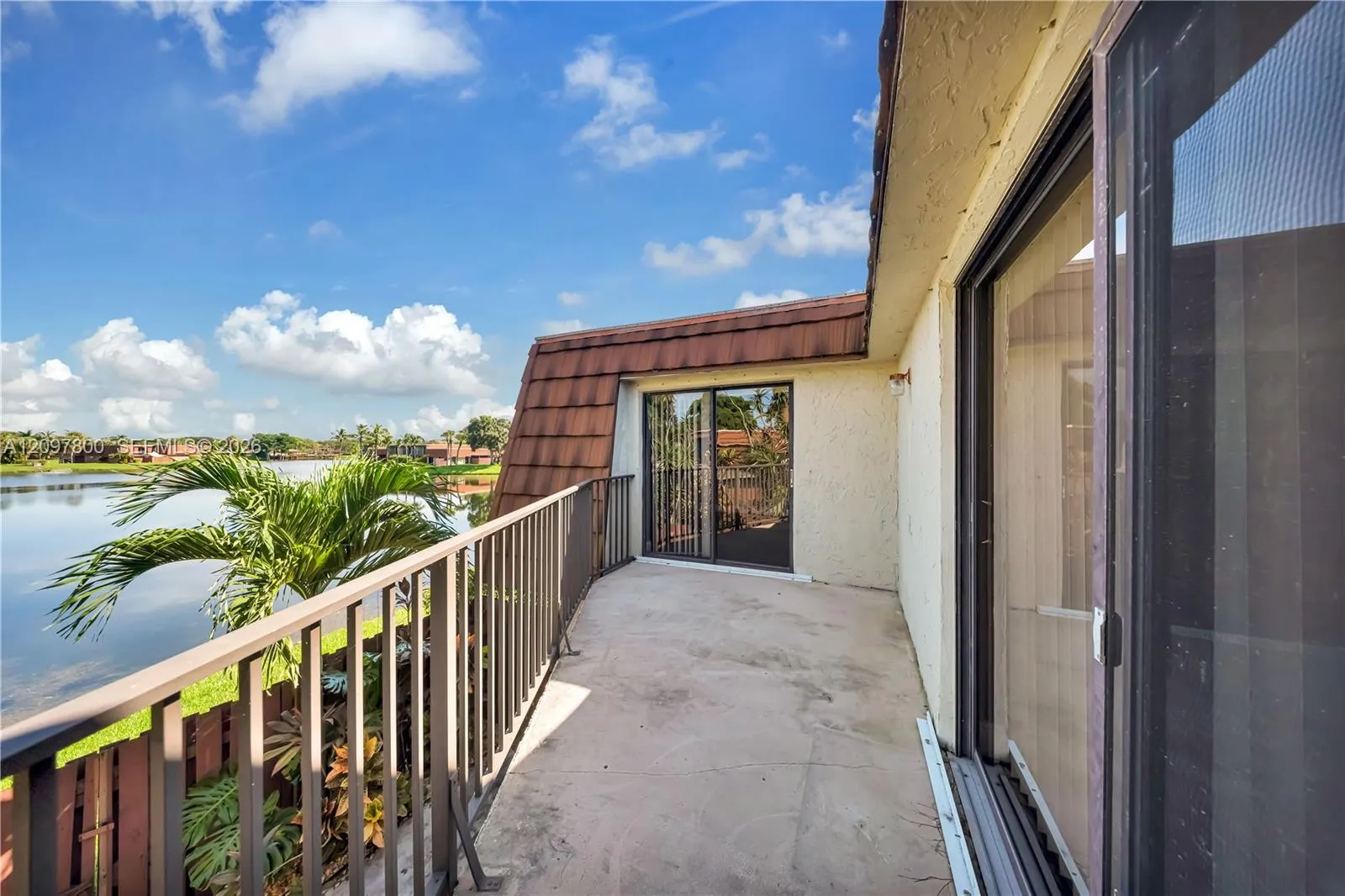 11915 SW 13th Court #11915