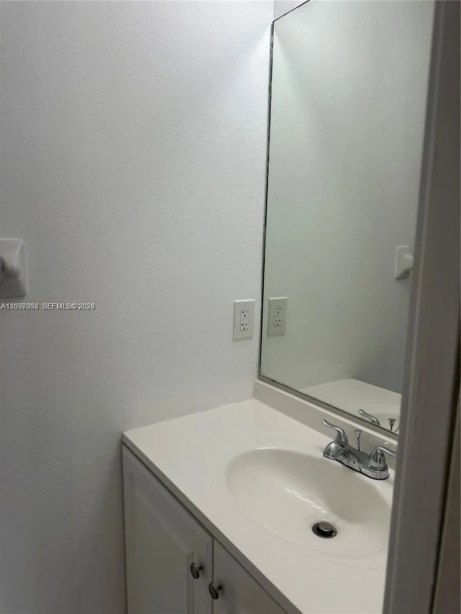 1435 SW 48th Terrace