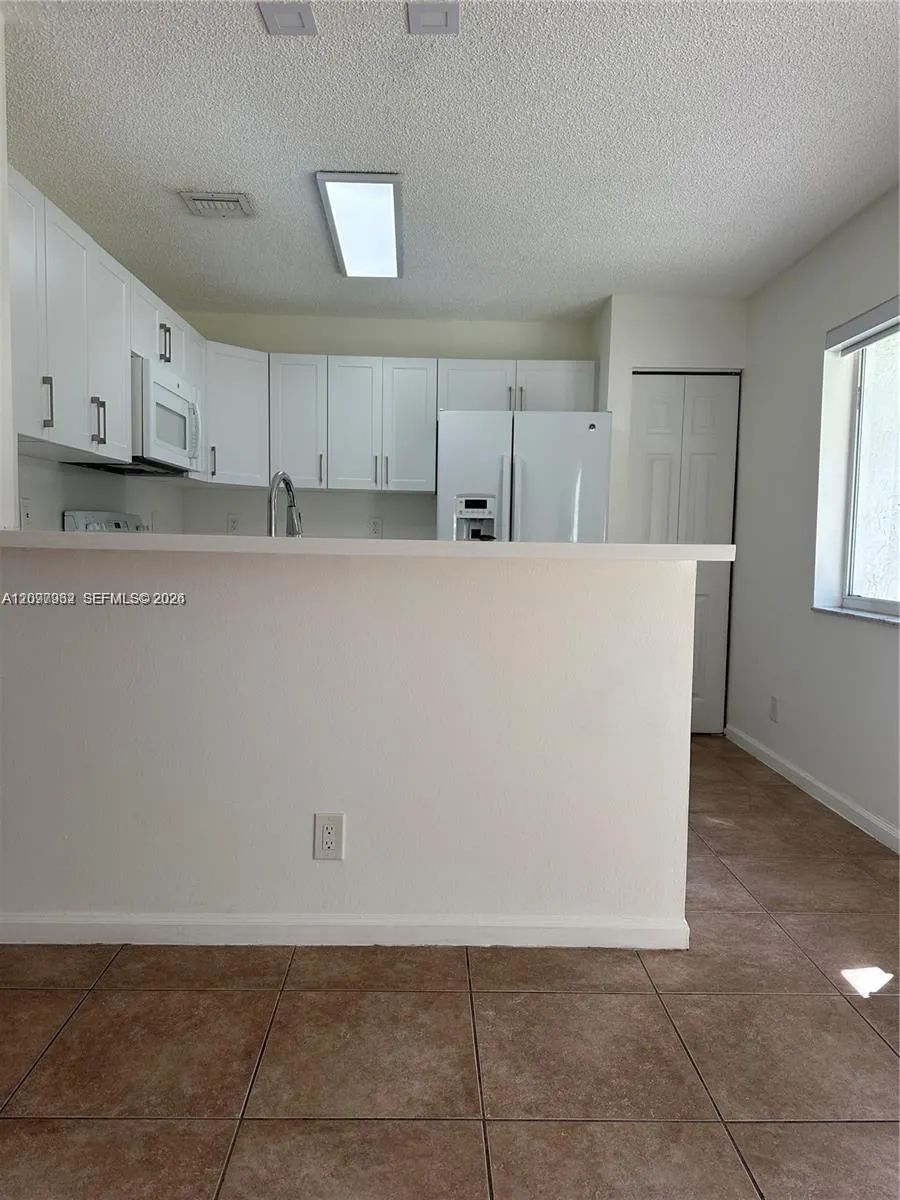 1435 SW 48th Terrace