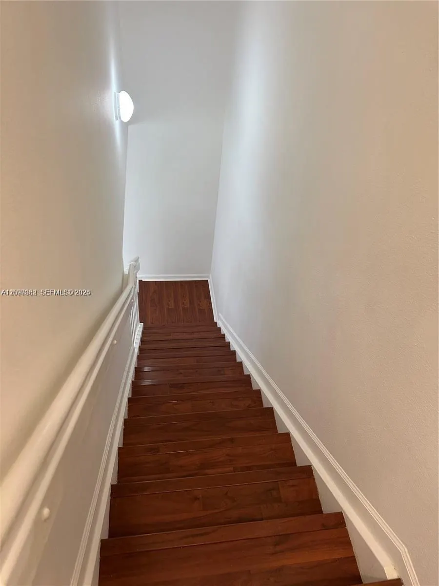 1435 SW 48th Terrace