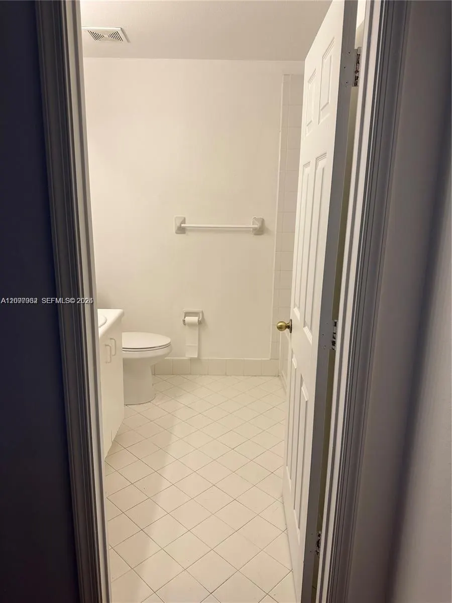 1435 SW 48th Terrace
