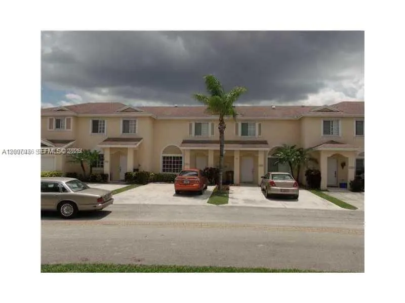 1487 SW 48th Terrace