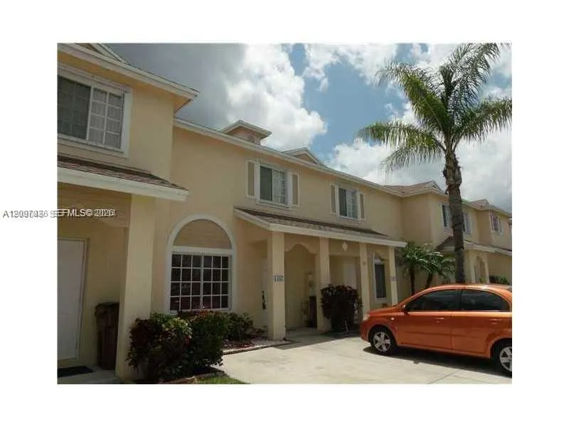 1487 SW 48th Terrace