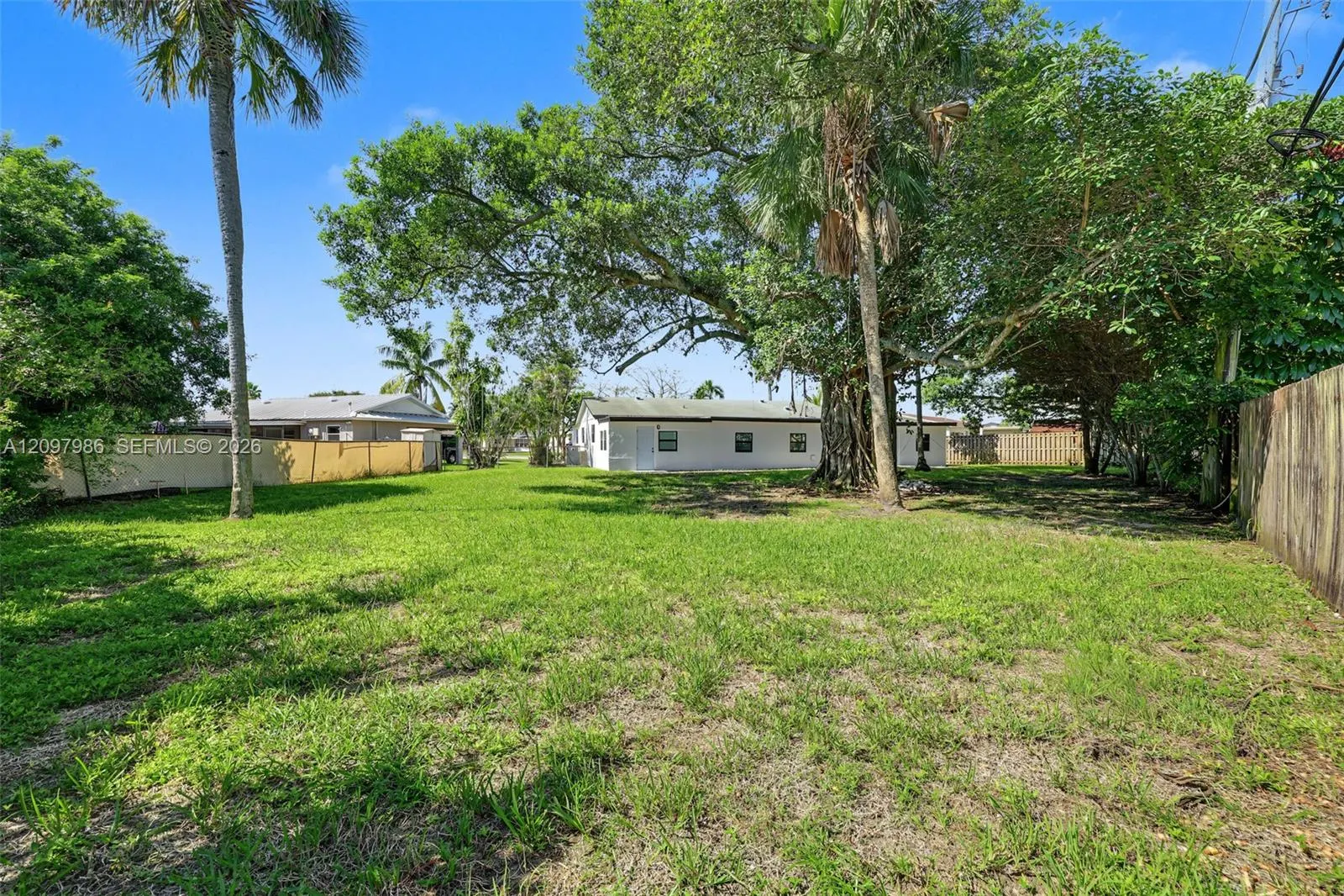 6551 NW 8th Court