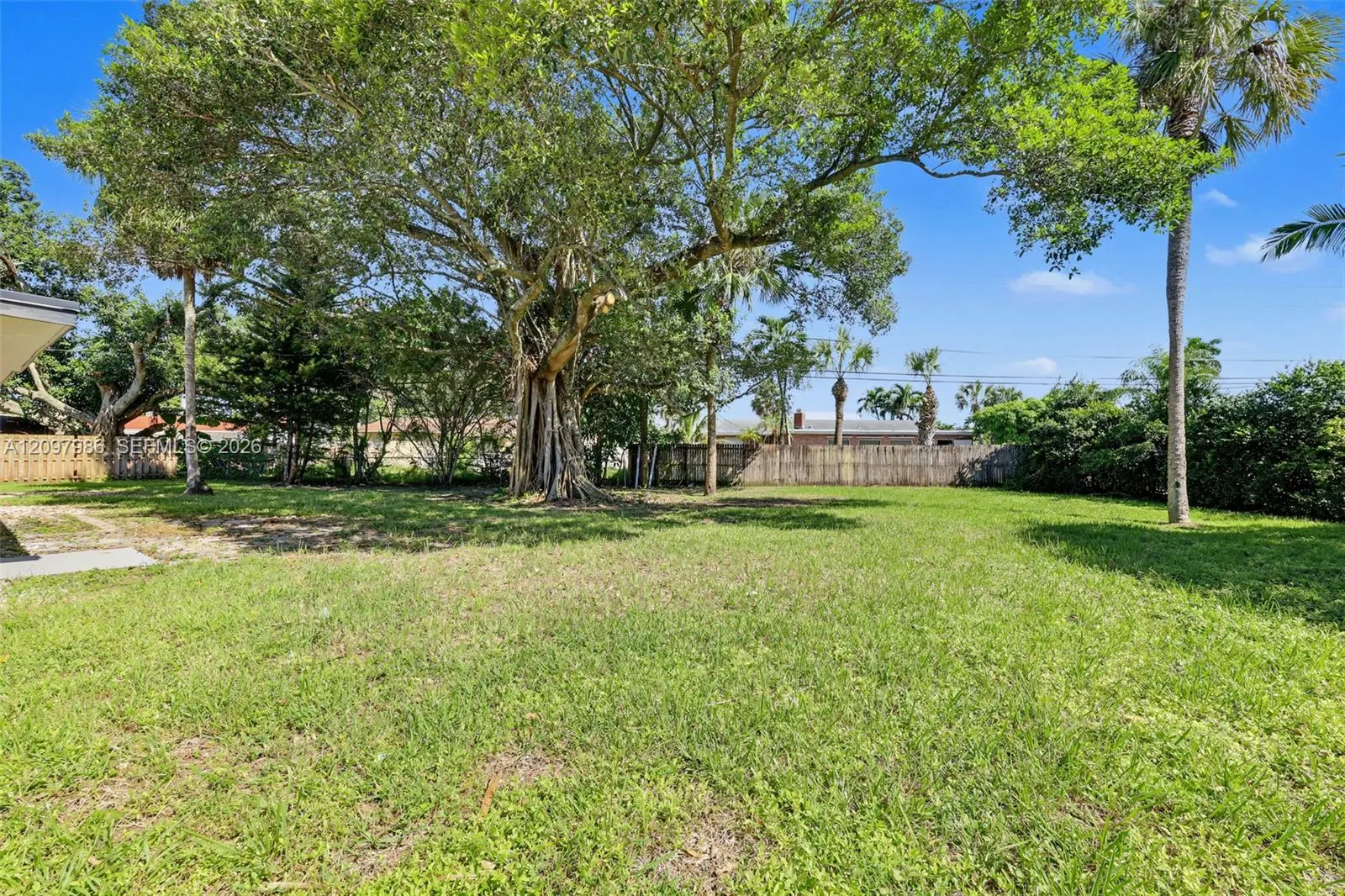 6551 NW 8th Court