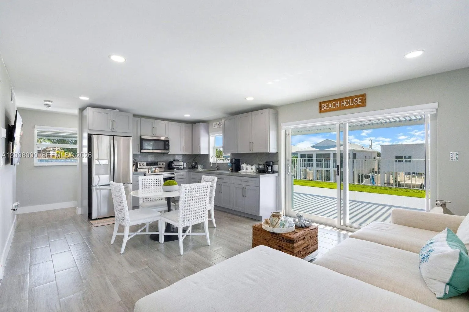 1007 Hialeah Lane