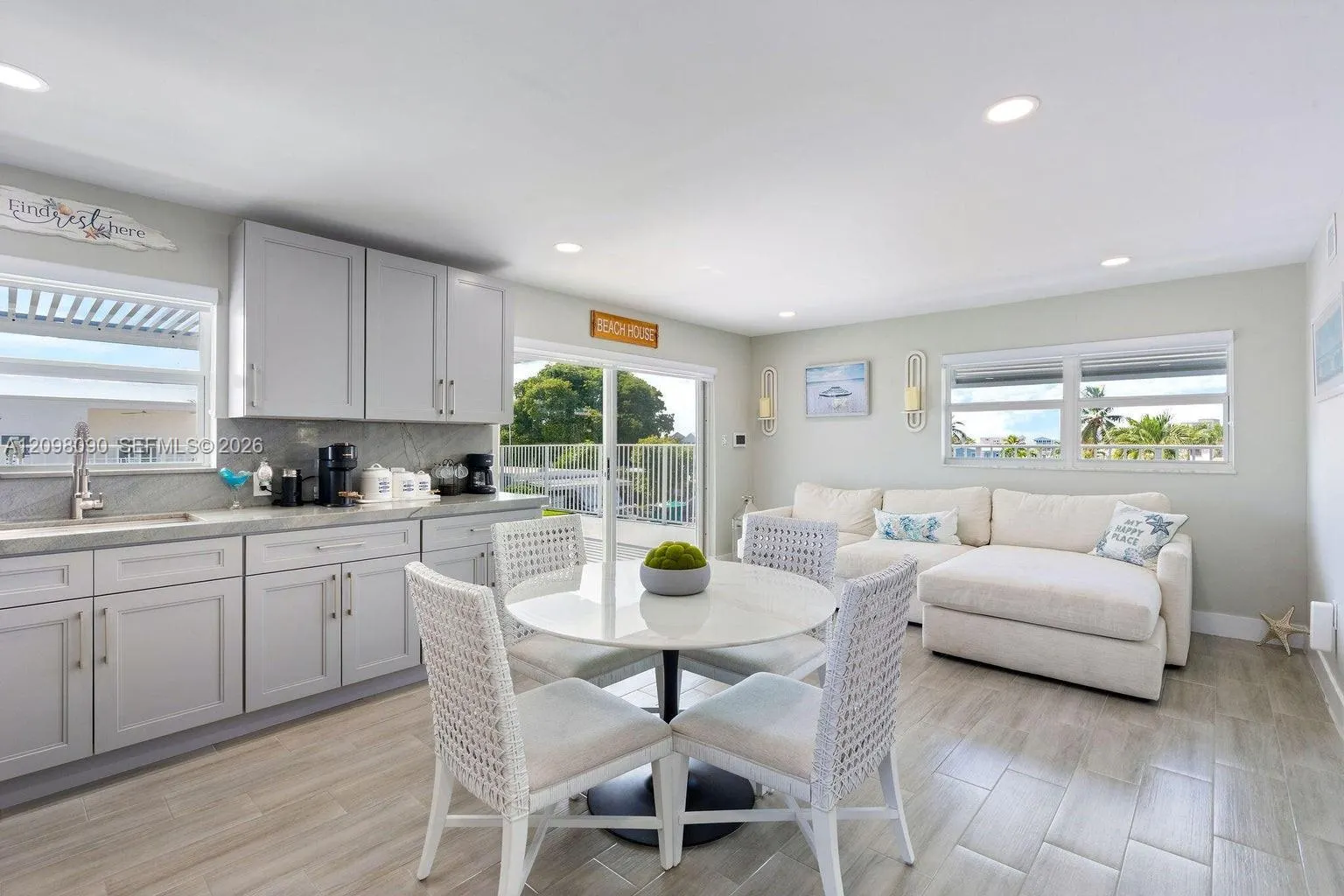 1007 Hialeah Lane