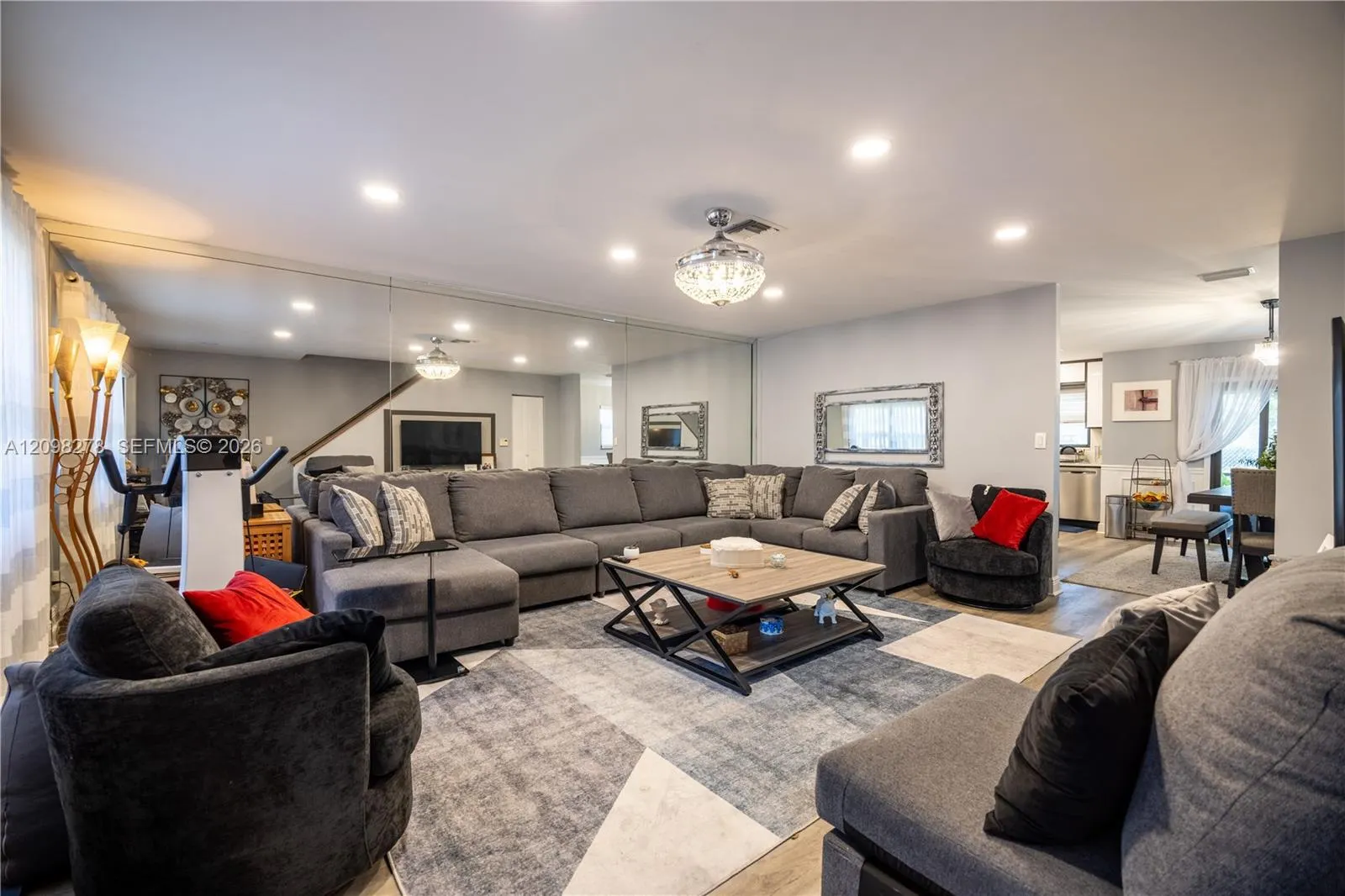 898 NW 47th Street