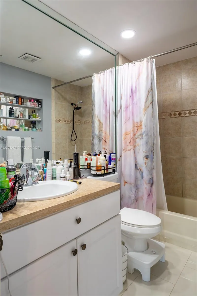 898 NW 47th Street