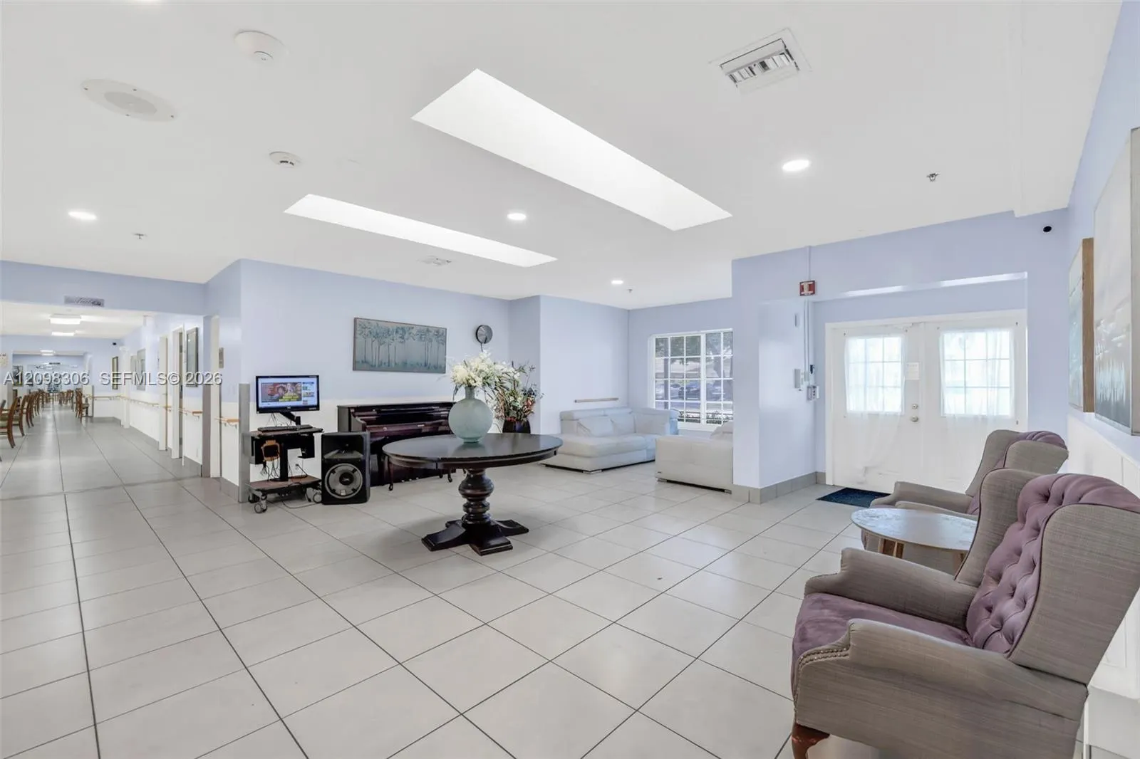 6810 SW 7th Street