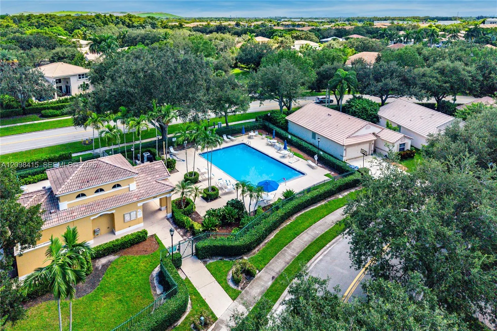 5437 NW 50th Court