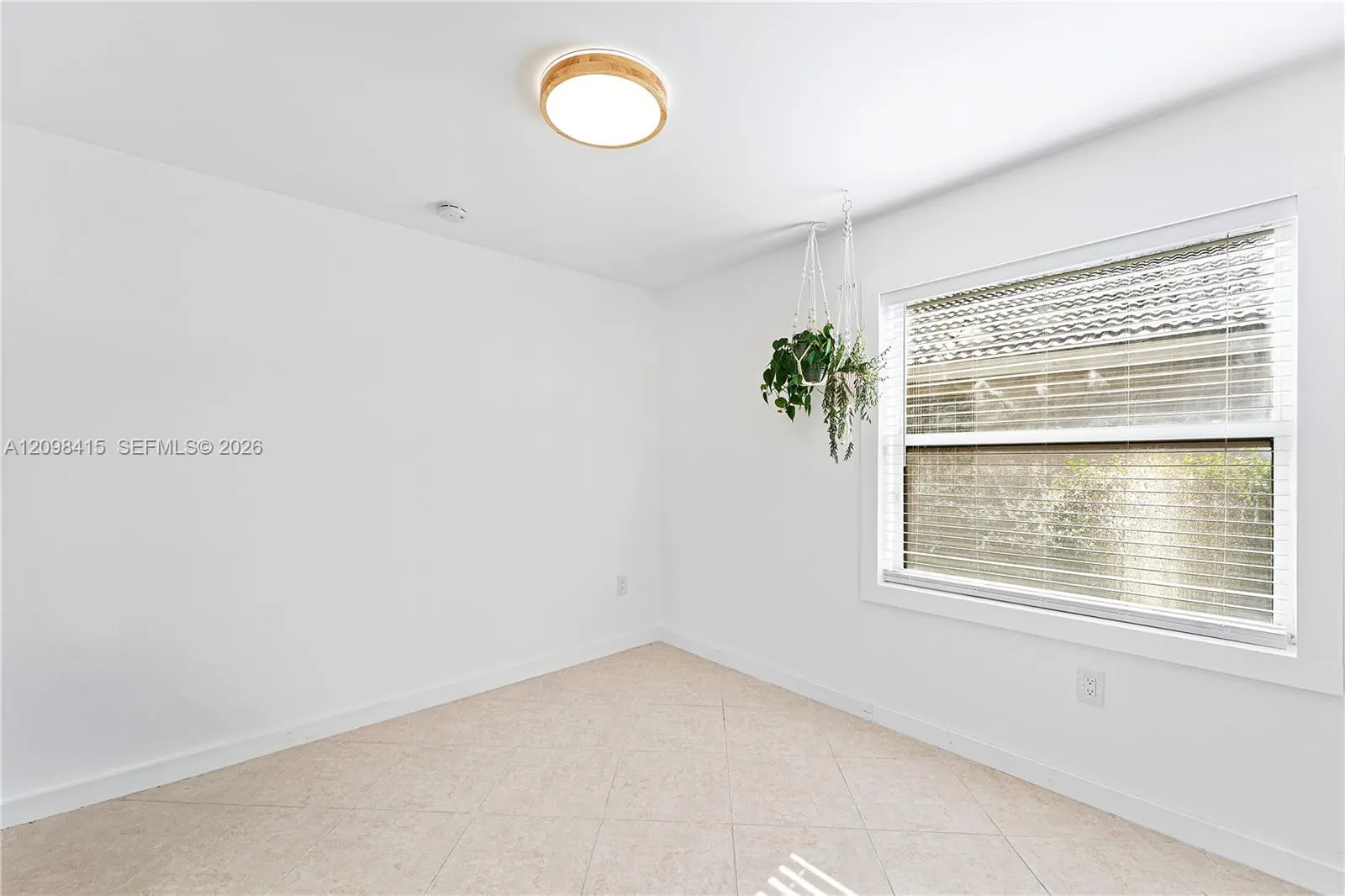 5437 NW 50th Court