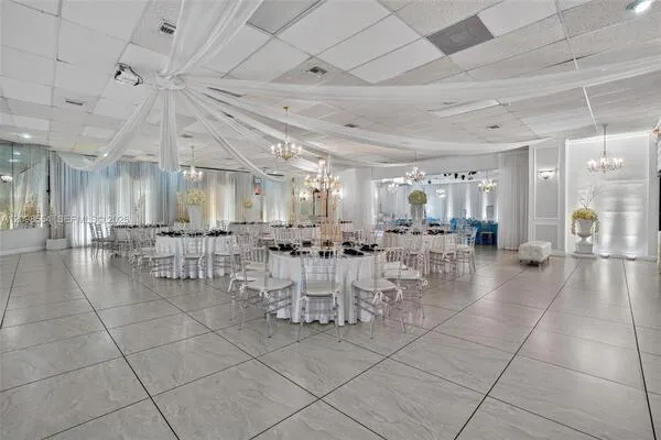Banquet Hall Banquet Hall For Sale On Coral Way