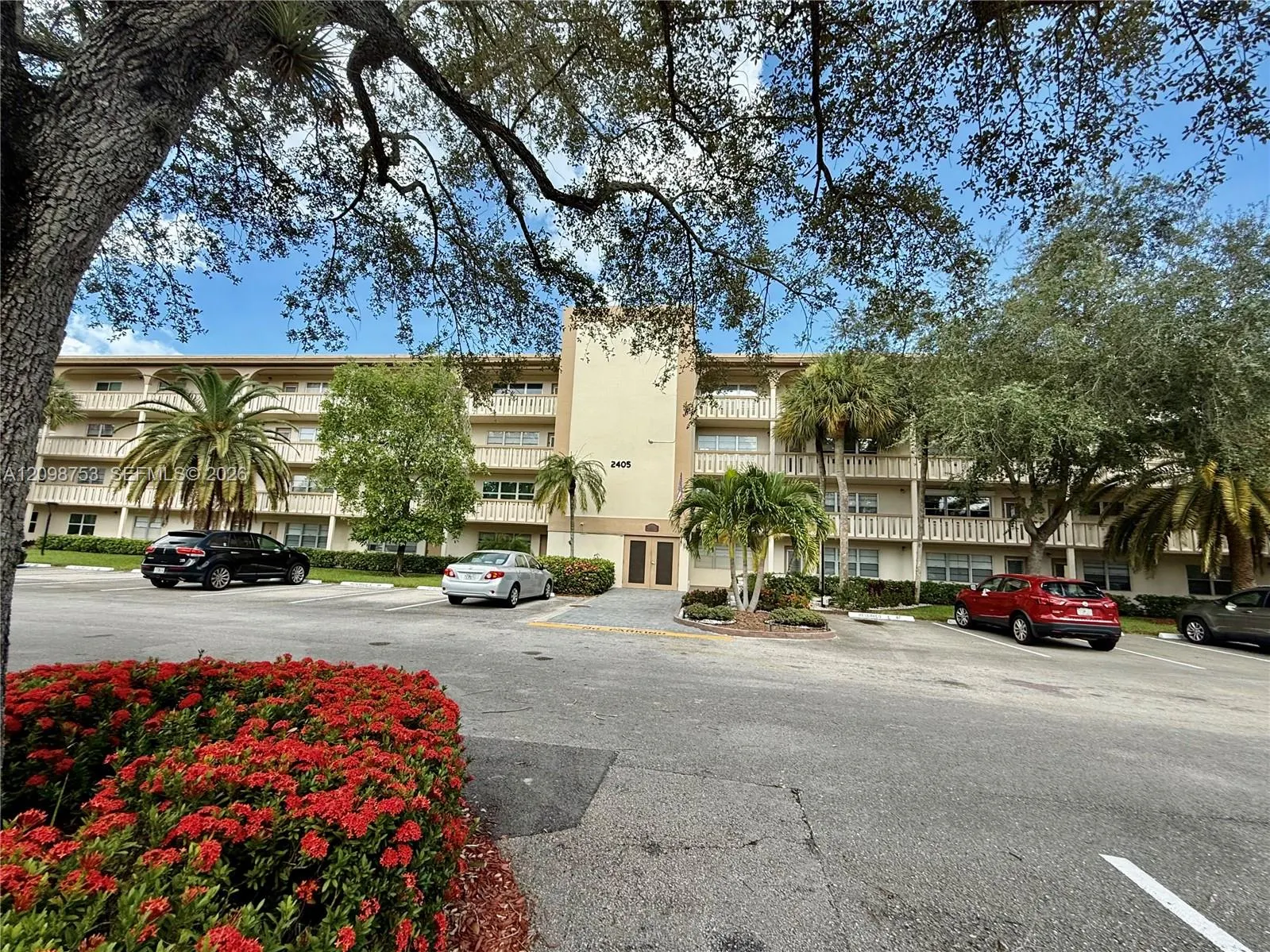 2405 Antigua Circle #C3