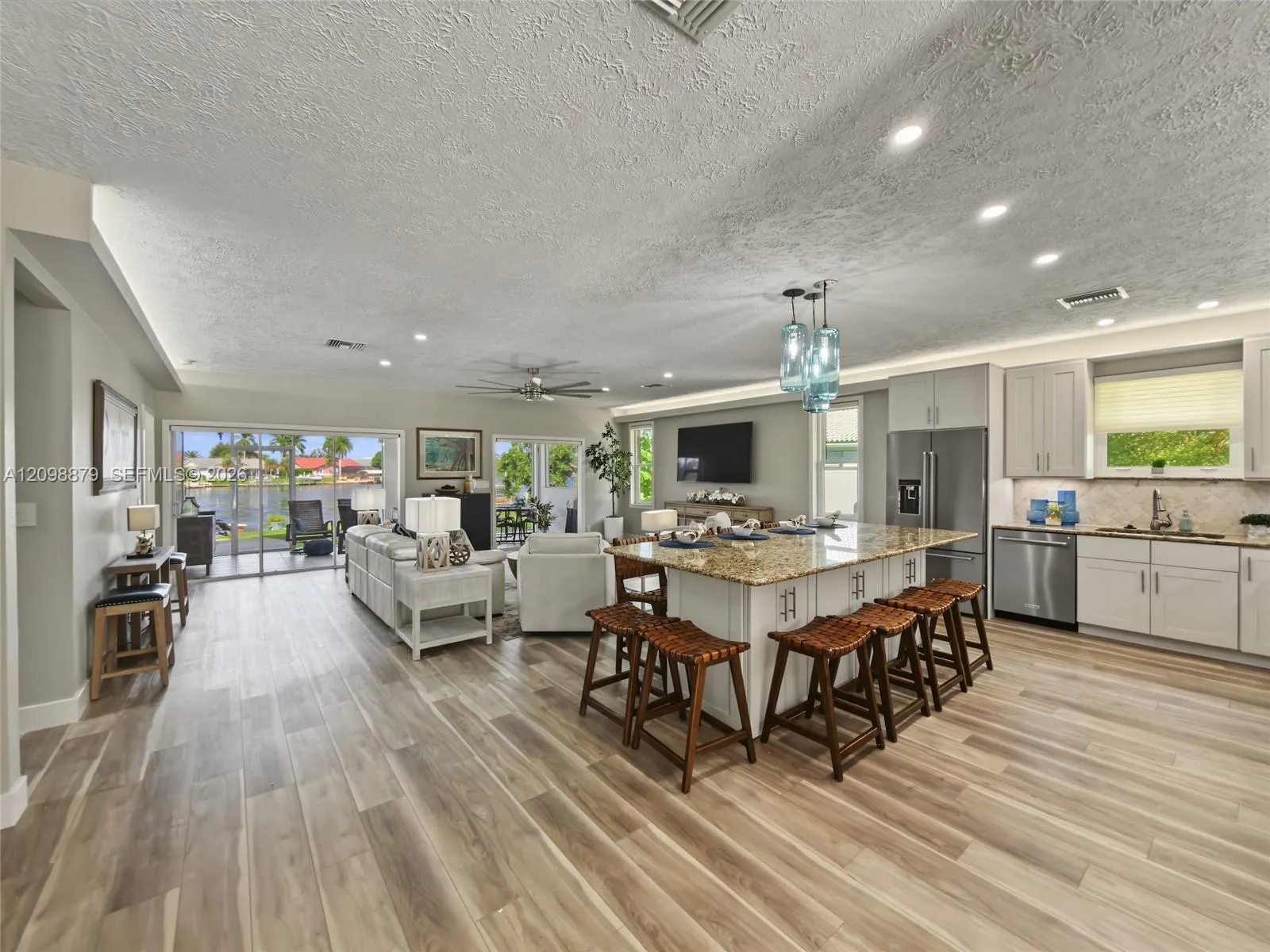 111 Newport Cay