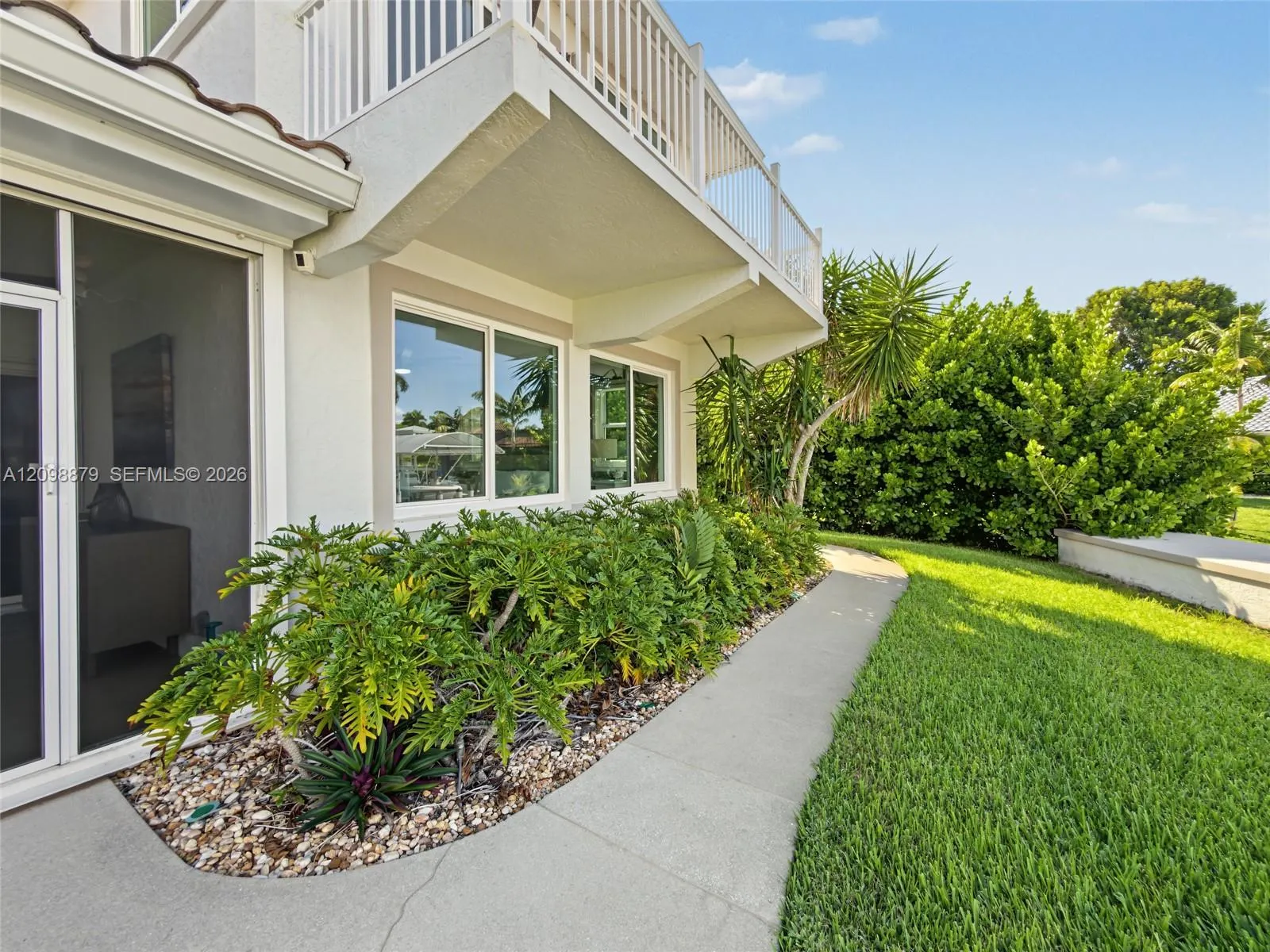 111 Newport Cay