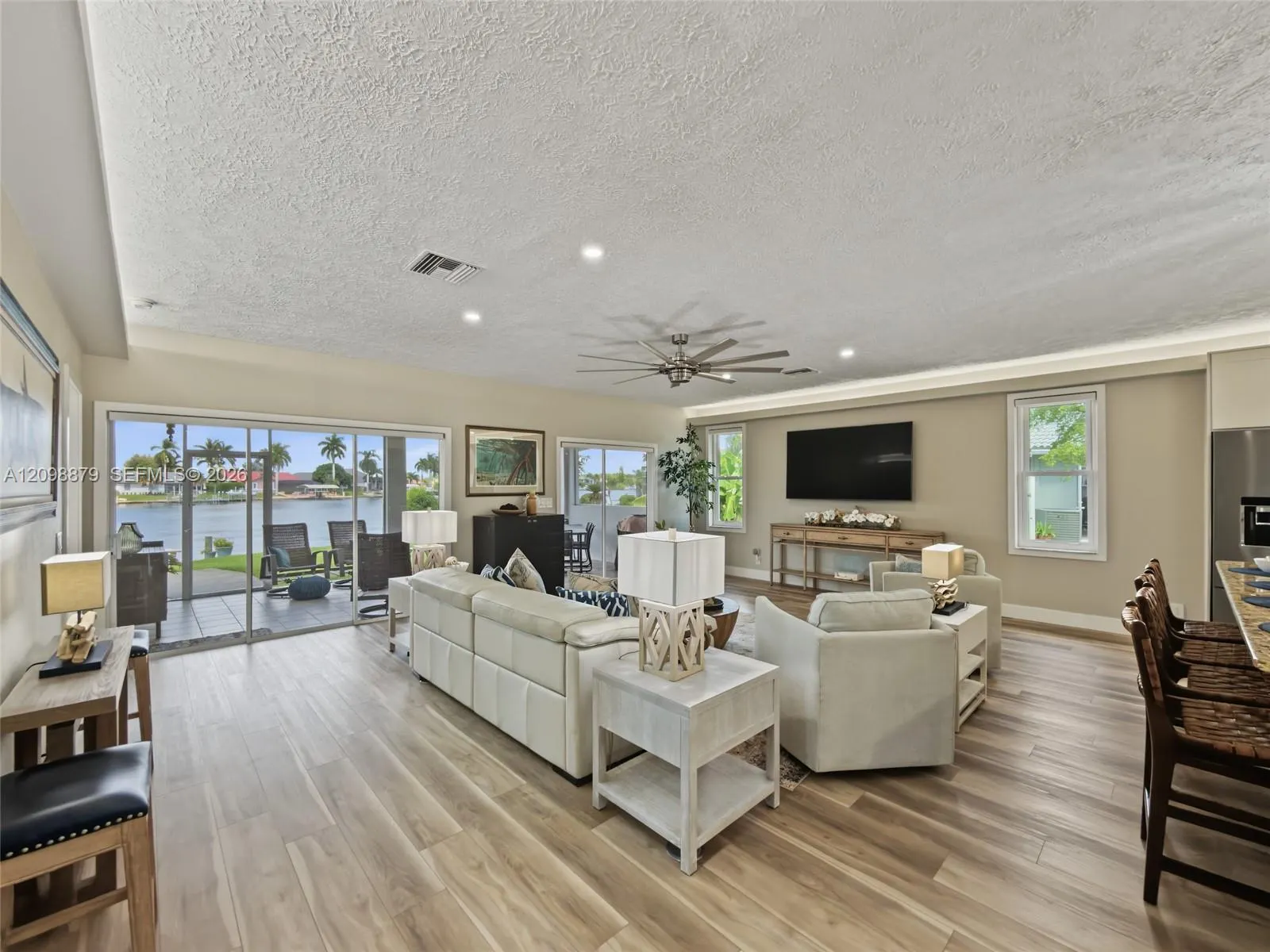 111 Newport Cay