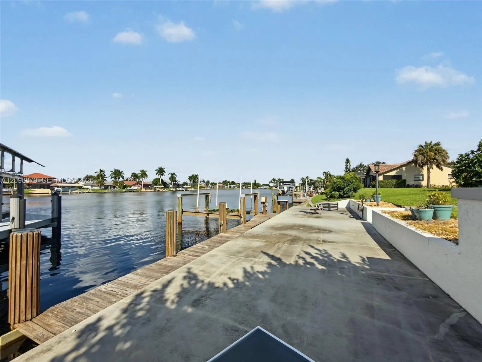 111 Newport Cay
