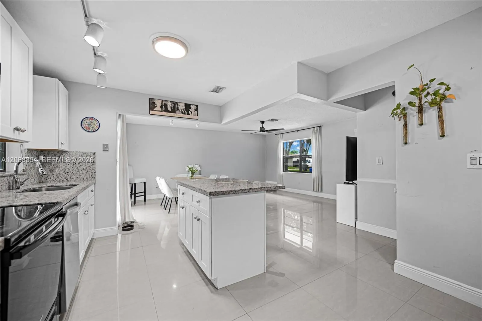 230 N 67th Avenue