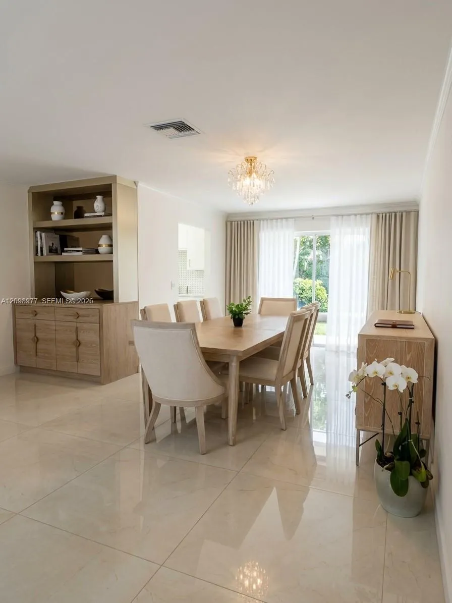 9067 SW 1st Road #9067