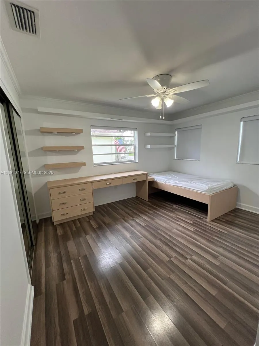 9067 SW 1st Road #9067