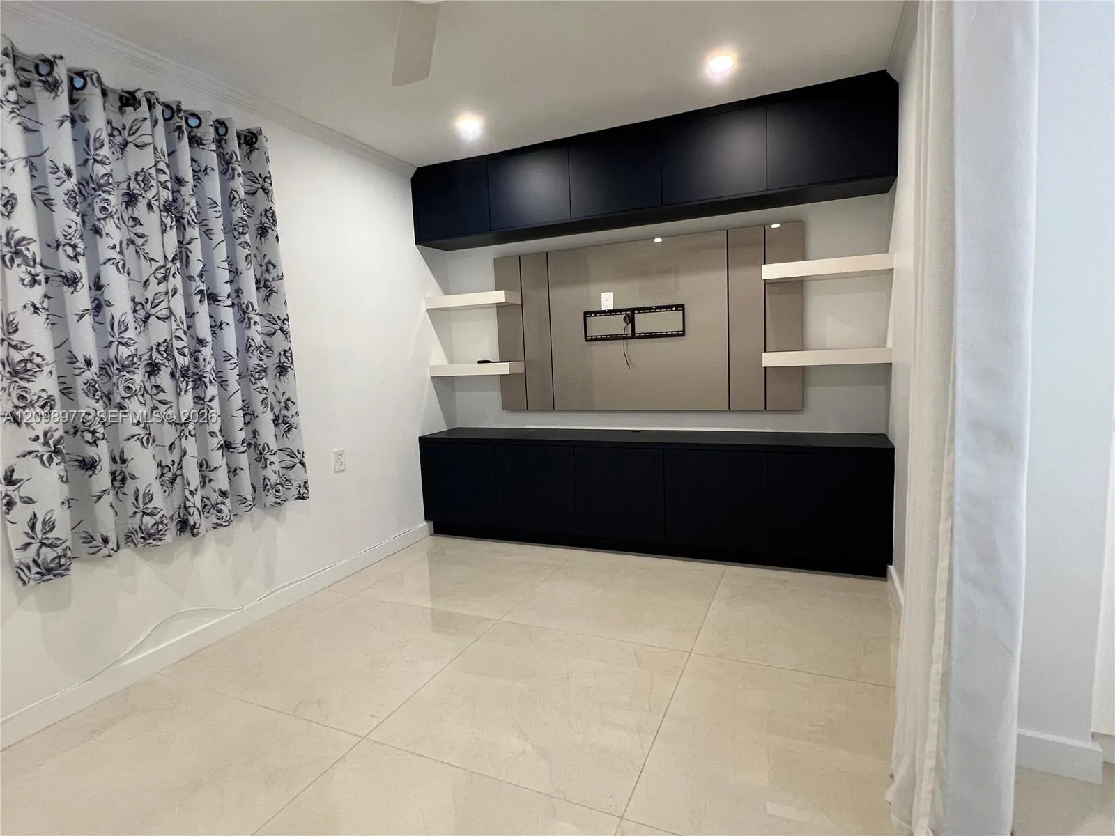 9067 SW 1st Road #9067