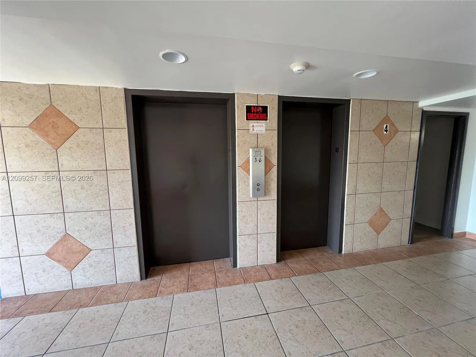 9686 Fontainebleau Boulevard #402