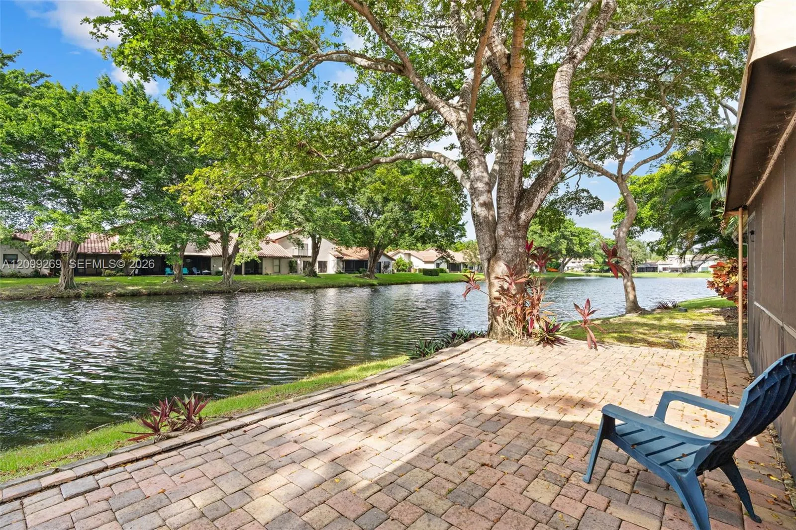 3329 Deer Creek Lake Shore Drive