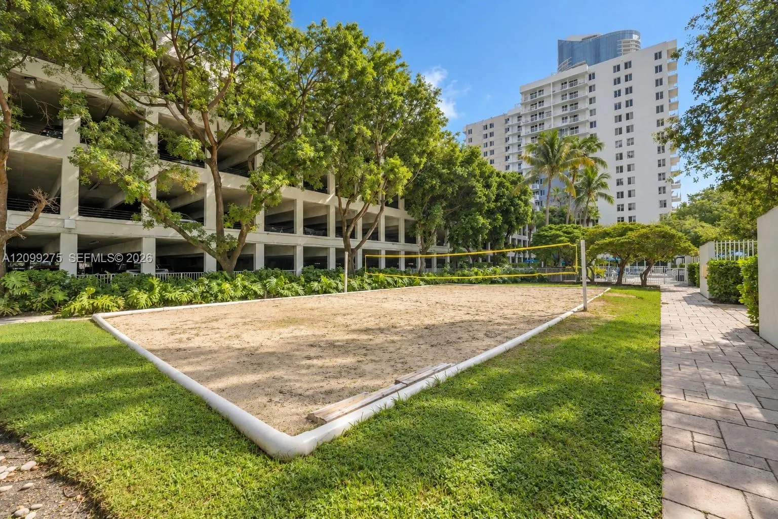 800 N Miami Avenue #E-902
