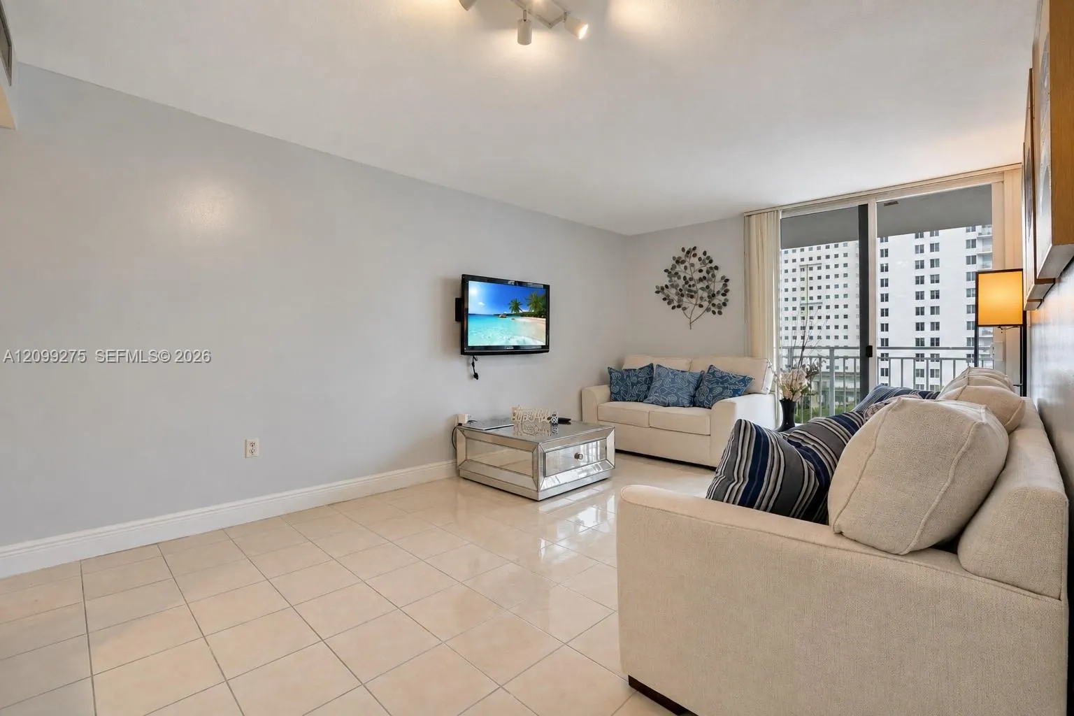 800 N Miami Avenue #E-902
