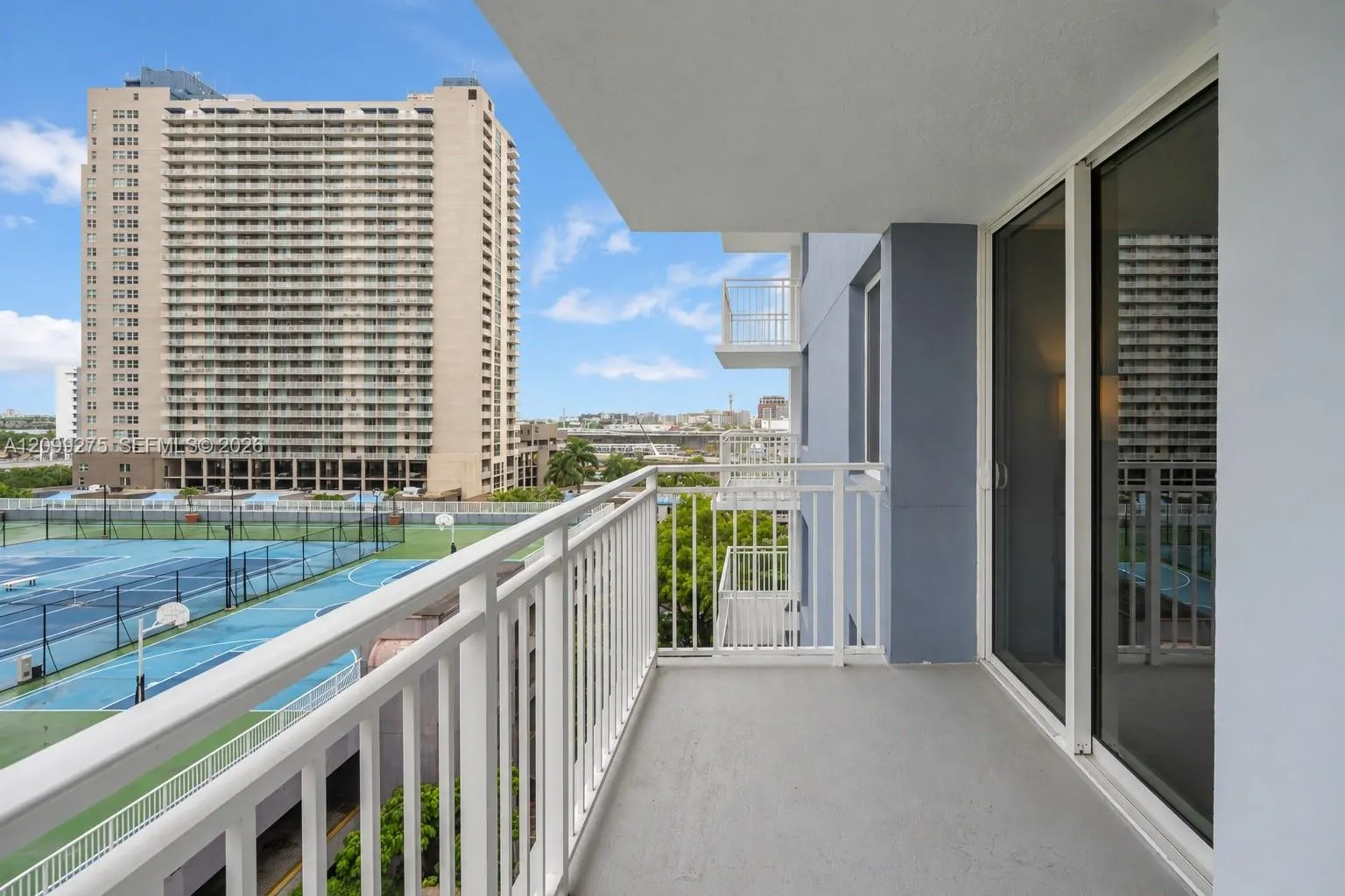 800 N Miami Avenue #E-902
