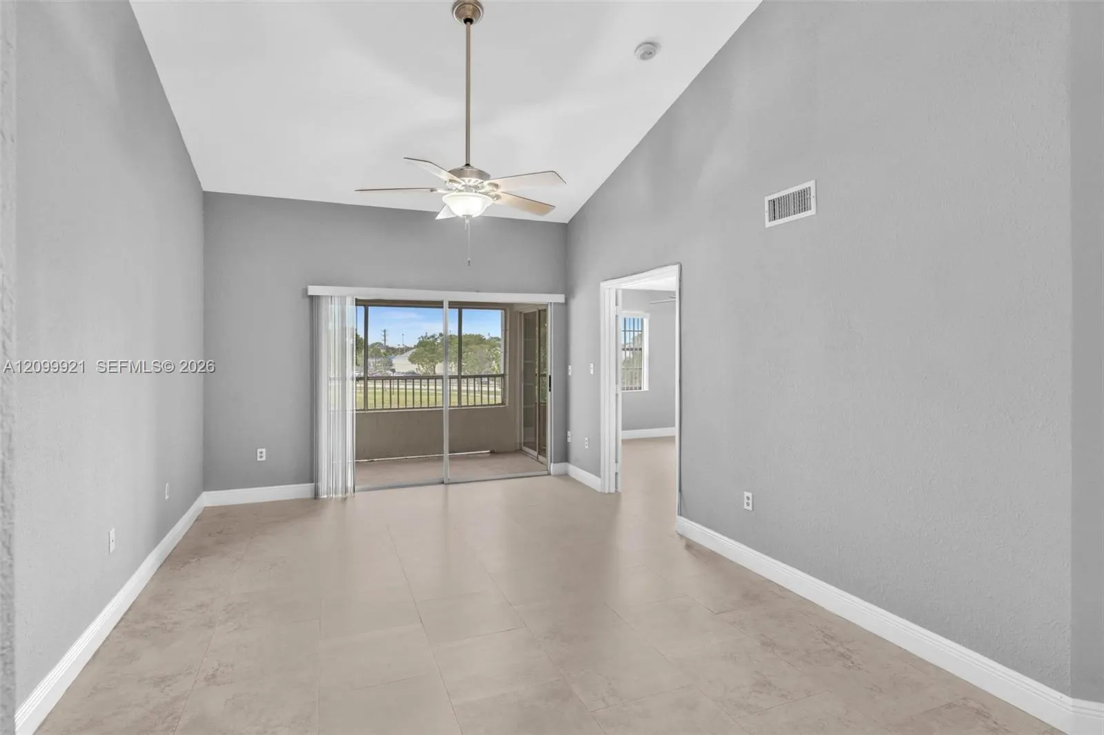 2881 N Oakland Forest Drive #307