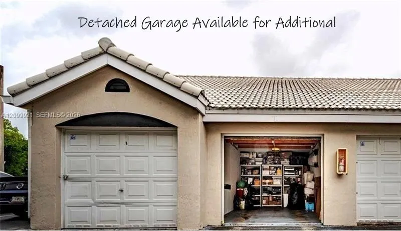 2881 N Oakland Forest Drive #307