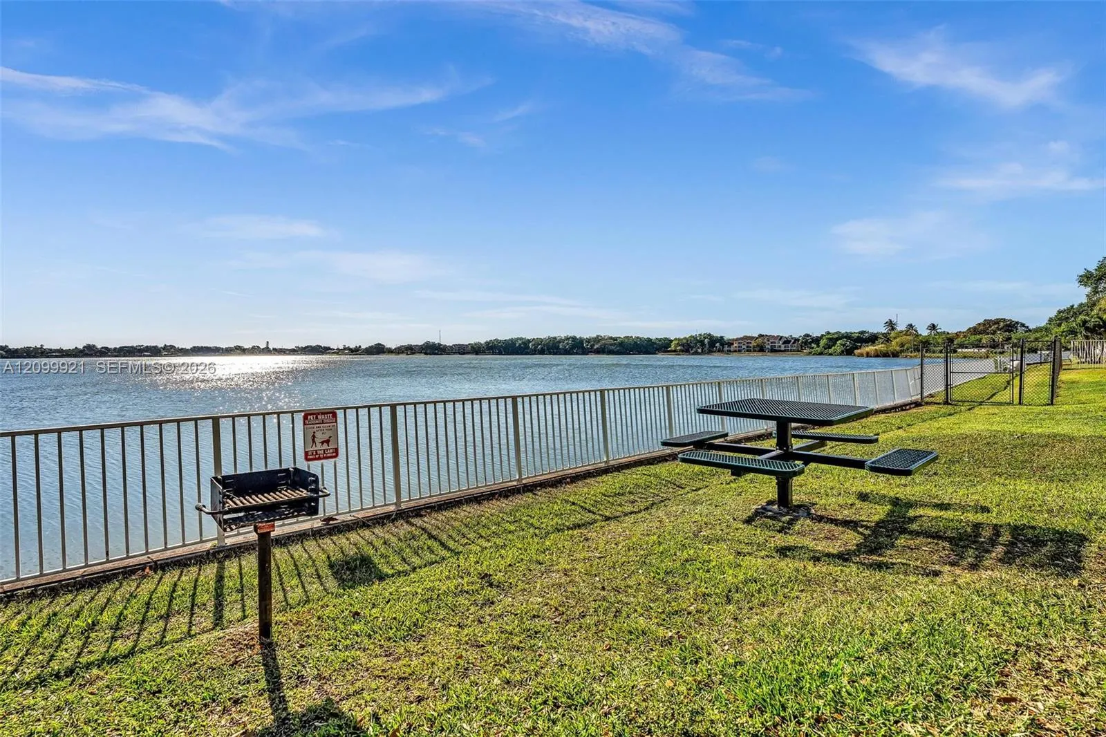 2881 N Oakland Forest Drive #307
