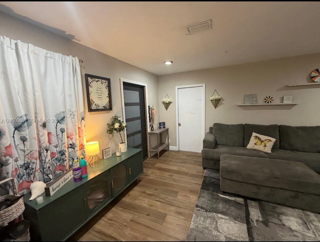 6144 NW 20th Court