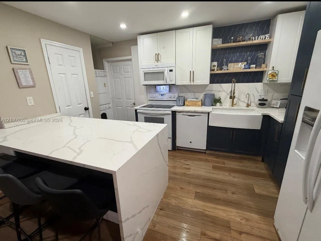 6144 NW 20th Court