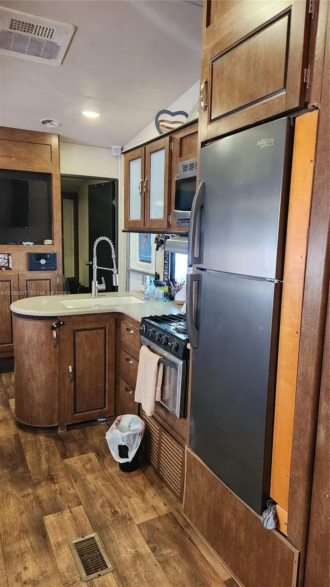 325 Calusa Street #259