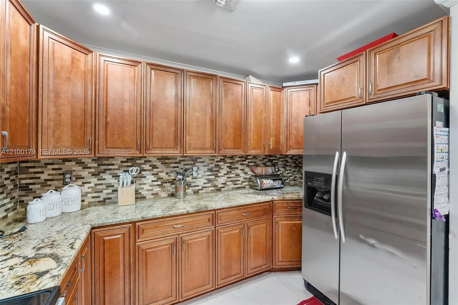 4027 Eastridge Drive