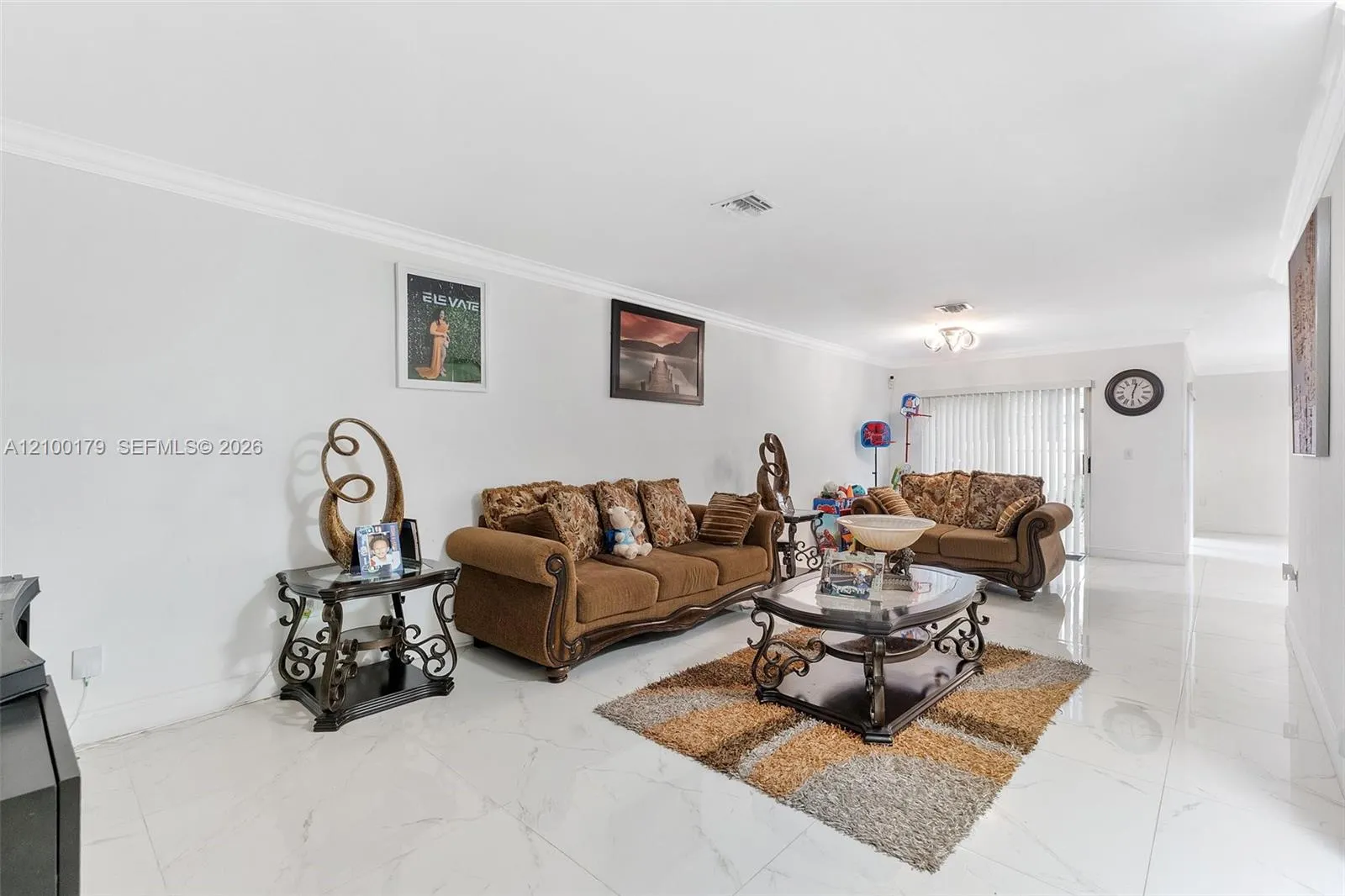 4027 Eastridge Drive
