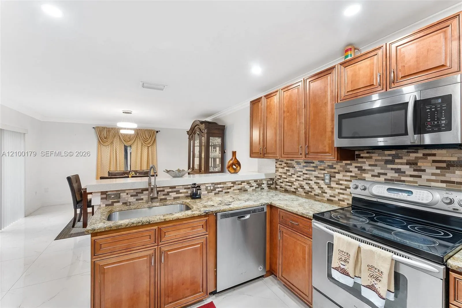 4027 Eastridge Drive