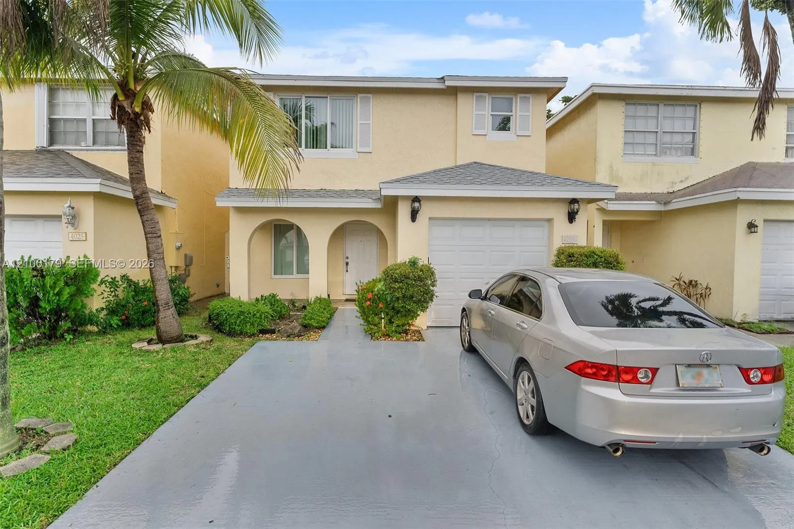 4027 Eastridge Drive