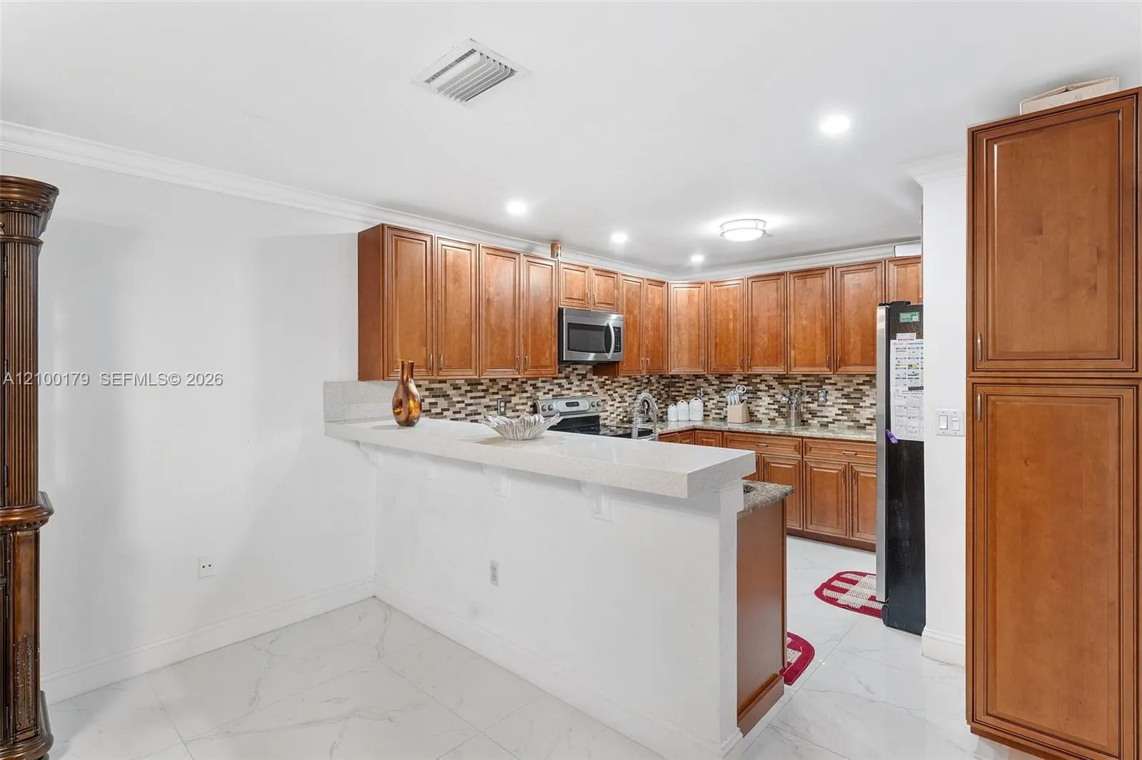 4027 Eastridge Drive