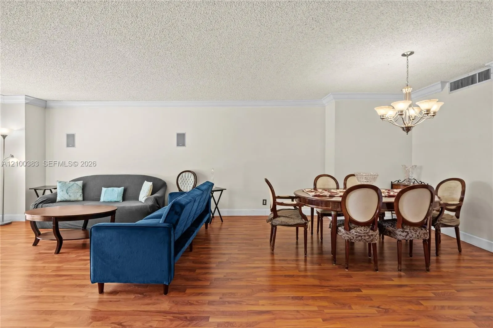2500 Parkview Drive #517