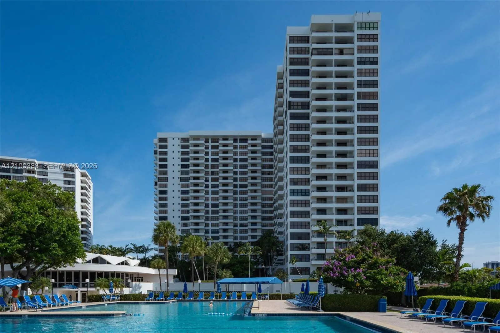 2500 Parkview Drive #517
