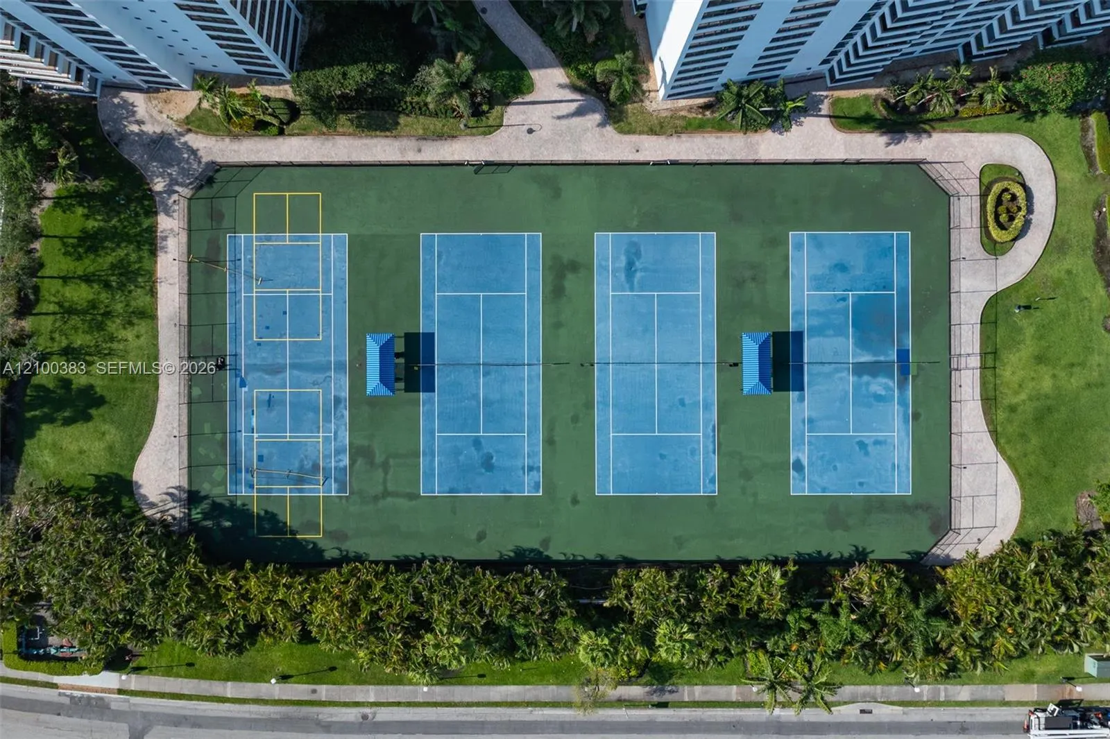 2500 Parkview Drive #517