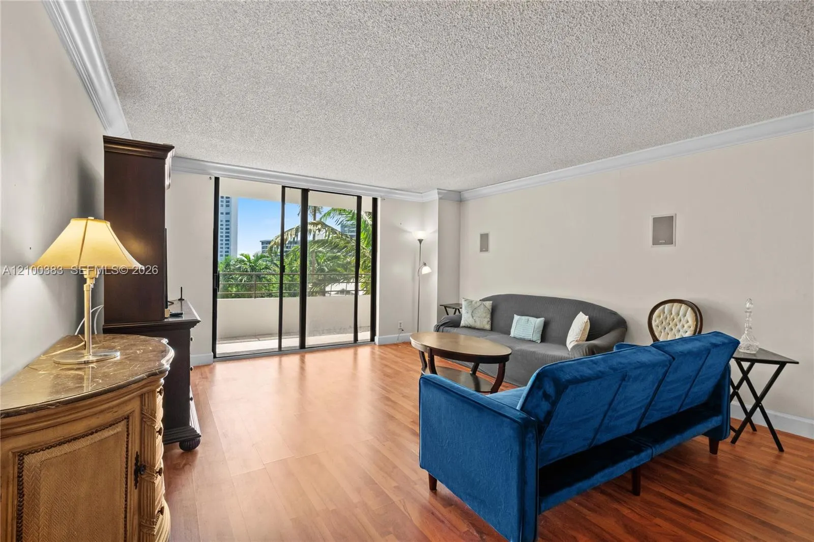2500 Parkview Drive #517