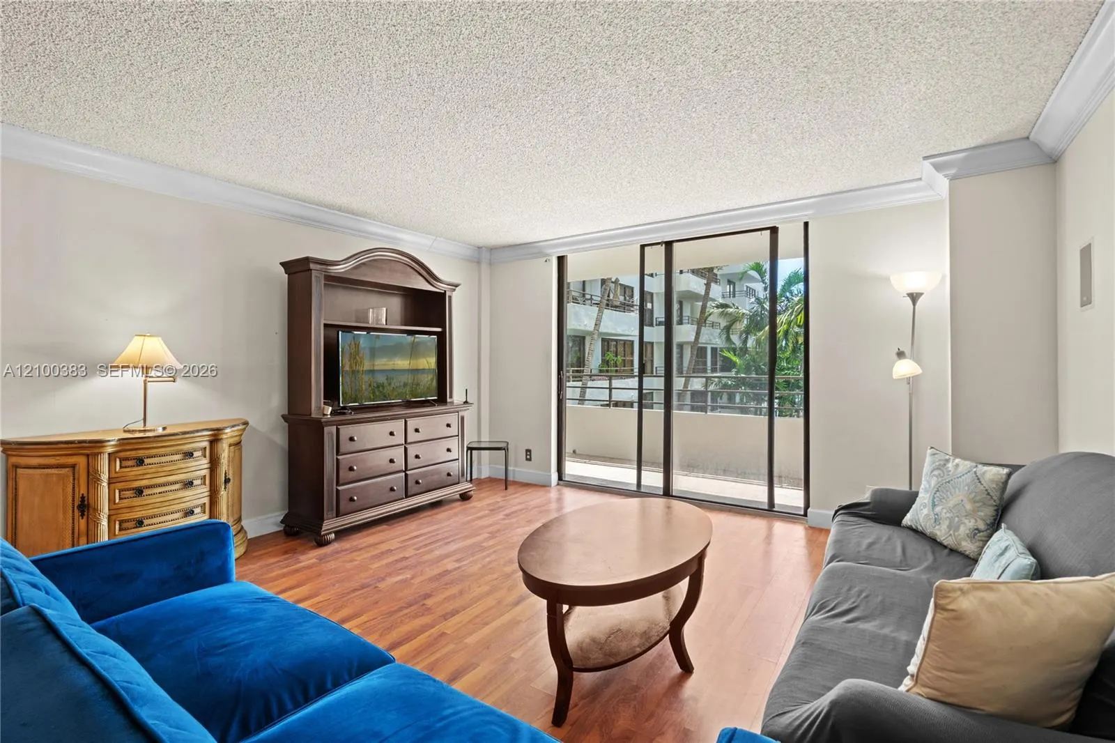 2500 Parkview Drive #517