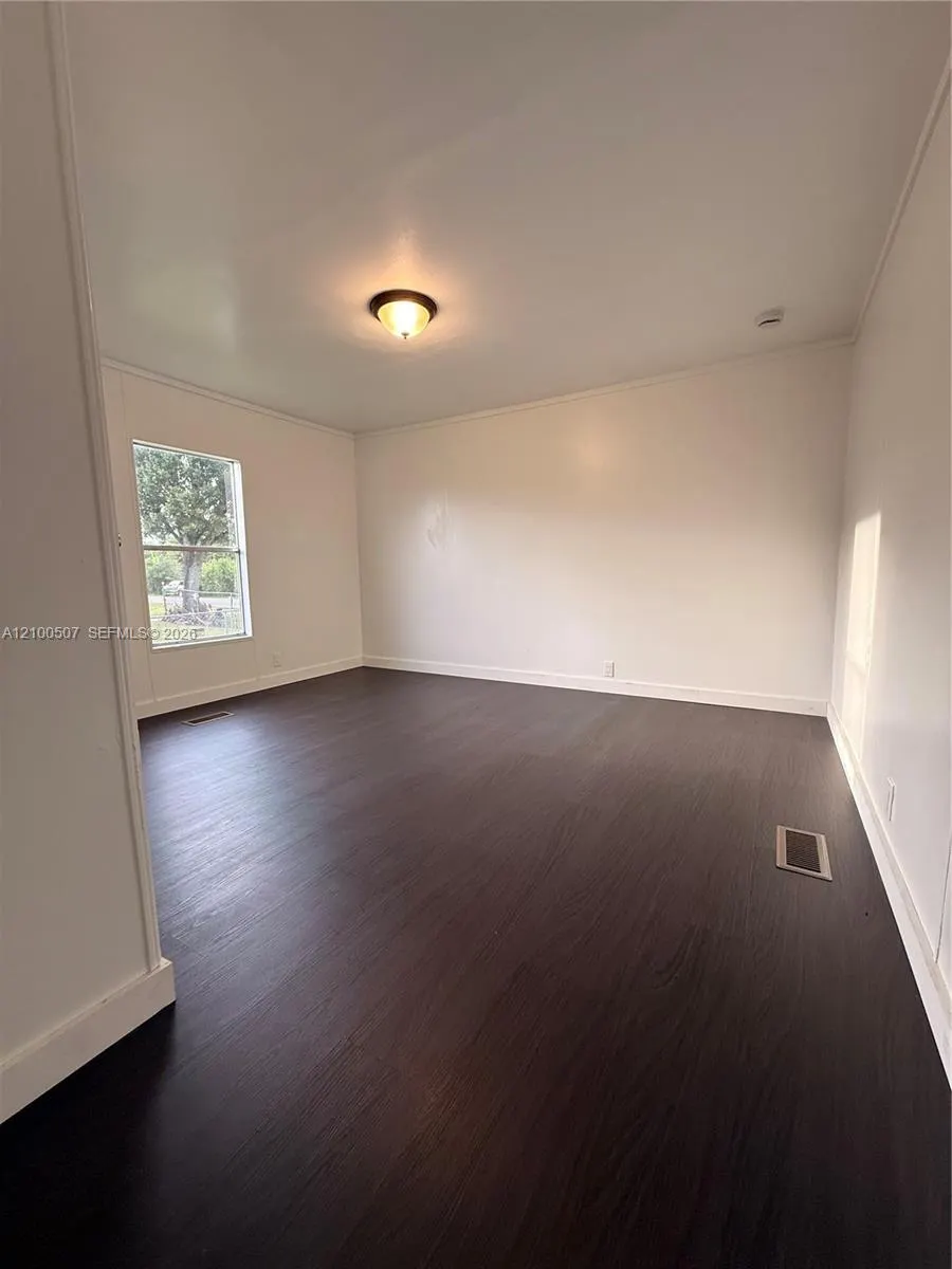 428 Ave D